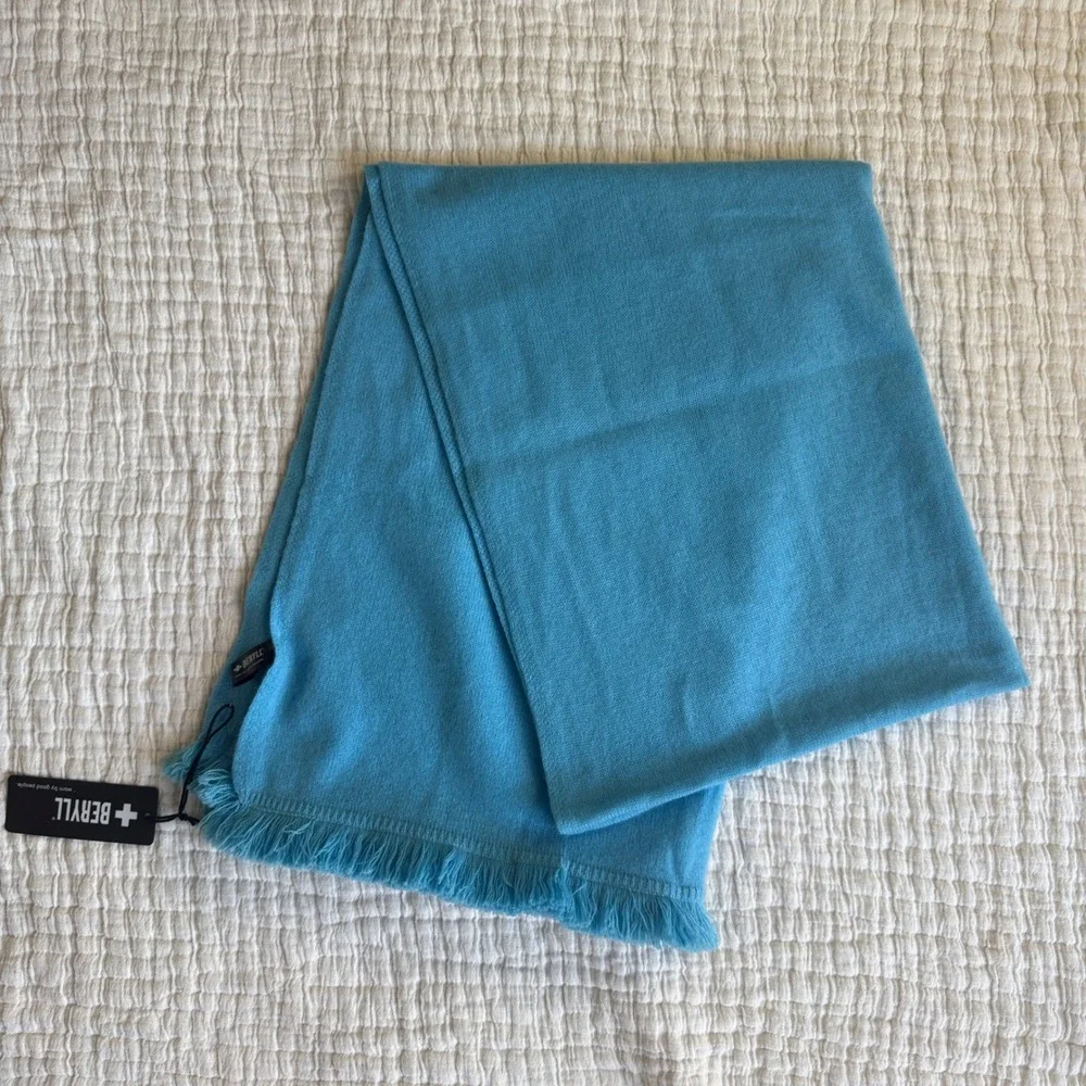 Beryll Womens Cashmere Wrap Scarf Turquoise Fringed Trim Shawl Knit New - Picture 6 of 9
